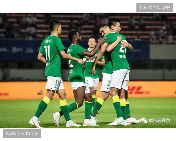 武汉网球队以69分领跑邀请赛积分榜展现强劲实力与团队合作精神