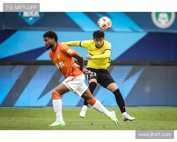 武汉足球队在最新足球状态排行榜中荣登第十名展现强劲实力与潜力